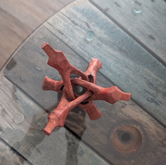 Decorative Seashell on Stand:  Crowned Melon Baler - Picture 5 of 5